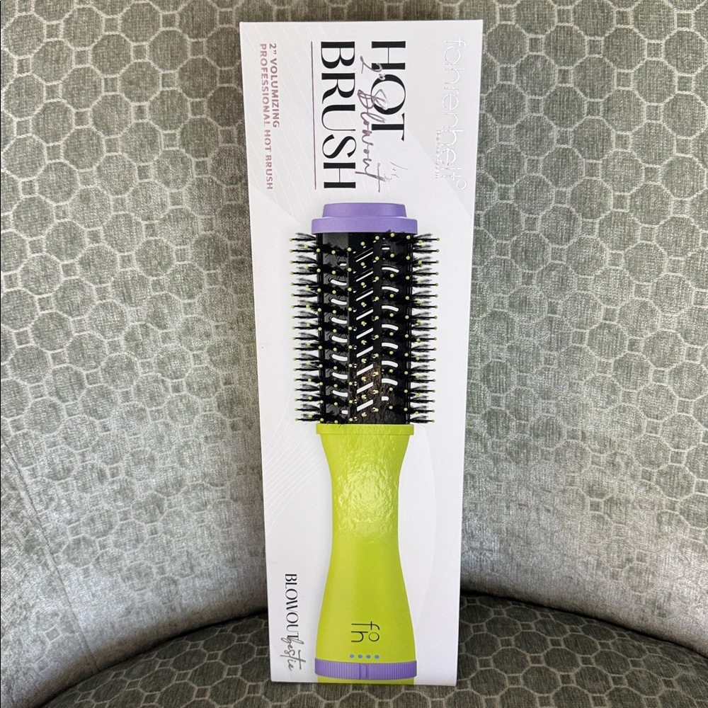 Fahrenheit Hot 2” Blowout Brush - Picture 2 of 8